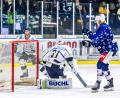 Archivbild: Tobias Neubert
Der Weidener Neal Samanski (rechts) im Spiel gegen die Bayreuth Tigers am 30. Dezember des Vorjahres.