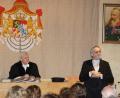 Archivbild: mmj
Ludwig Zwick (links) spielt den "Herr Rat" beim Königlich Bayerischen Amtsgericht.