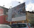 Bild: Sascha Fuchs/fph
Die Bautafel, auf der das neue Quartier zu sehen ist, steht bereits im Marktredwitzer Winkel.