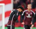 Bild: Daniel Karmann/dpa
Nathaniel Brown ist nach der Partie fix und fertig: Der Club-Youngster rutschte kurz vor dem 2:2-Ausgleich aus. Der 1. FC Nürnberg enttäuschte gegen den VfL Osnabrück.