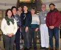 Bild: fdl
Diakon Peter Bublitz (Zweiter von rechts) informiert die Mitglieder des Krankenhaus-Besuchsdienstes (von links): Anita Falk, Gemeindereferentin Barbara Schlosser, Gabi Wiesneth, Irmgard Sellmeyer, Anna Hirmer und Fritz Dietl.