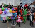 Archivbild: jr
Der 15. Mitterteicher Gaudiwurm zieht am Samstag, 10. Februar, durch die Straßen. Mit dabei sein werden auch wieder die Kinder- und Jugendgarden des Gaudiwurm-Vereins, so wie hier auf dem Archivbild aus dem Vorjahr.