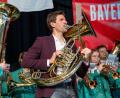 Bild: Gube, Marina
Thomas Müller bei der Unterstützung für das Jugendbalsorchester aus Nabburg.