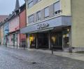 Bild: Lowak
Der Eingangsbereich des ehemaligen Ladens wird zur Fassade umgestaltet. Dies befürwortet auch die Stadtplaner im Rahmen des ISEK-Konzepts.