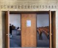 Bild: Schönhofen
Im Schwurgerichtssaal des Landgerichts Hof sagte am Freitag der Gutachter Peter Betz, Leiter der Rechtsmedizin Erlangen, aus.