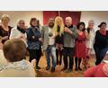 Bild: Hannelore Stielper/exb
Das Faschings-Ensemble des Frauenkreises: (von links) Lina Seitz, Erika Hiltel, Elsbeth Vogel, Diakon Bernd Deyerl, Helene Fischer, Kurt Stielper, Hannelore Stielper, Roswitha Pillhofer und Annelie Rauschert.