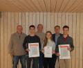 Bild: pop
Ehrungen bei den Sportschützen Schmidmühlen (von links): Schützenmeister Josef Popp, Lorenz Flieder, stellvertretender Gausportleiter Peter Hüttner, Antonia Heimler, Dritter Bürgermeister Mathias Huger und Torsten Flieder.