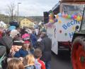 Bild: fz
Tolle Stimmung, so viele kleine und große Faschingsnarren wie noch nie beim Faschingszug von Trebsau nach Bechtsrieth.