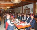 Bild: fz
Rund 90 Besucher verfolgen den Politischen Aschermittwoch der SPD im vollen Lehnersaal. Auch Oberbürgermeister Jens Meyer (rechts) ergreift das Wort. Credo des Abends: "Nie wieder ist jetzt".