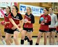 Bild: Hubert Ziegler
Aufwärmen für einen Heimsieg: Die Handballerinnen des HC Sulzbach wollen gegen den TSV 2000 Rothenburg die nächsten zwei Punkte einfahren.