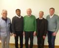 Bild: bk
Pfarrgemeinderatssprecher Wolfgang Krauß (links) würdigt Alfons Bogner (Mitte). Ihm danken auch (von links) Pater Prince, Pfarrer Varghese Puthenchira und Kirchenpfleger Hans Wolfram.
