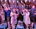 Bild: do
Der gehaltvolle "Bock" hebt die Stimmung. Garniert mit der Musikpower des Horrido-Express ist beim Starkbierfest auf Einladung des FC Tremmersdorf/Speinshart Bierseligkeit Trumpf.