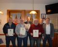 Bild: pop
Die Schmidmühlener Sportschützen ehren langjährige Mitglieder (von links): Erwin Koller, Gauschützenmeister Heinrich Fraunholz, Günther Schmid, Reinhard Höfler, Robert Rauch, Schützenmeister Josef Popp und Dritter Bürgermeister Mathias Huger.