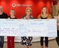 Bild: Kunz
Zwei gemeinnützige Einrichtungen freuen sich über großzügige Spenden des Mitarbeiterchors der Witt-Gruppe "Singing Witt".