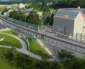 Grafik: Deutsche Bahn/exb
So könnte es in Nabburg aussehen, wenn die Innerortsumgehung gebaut, der Bahnhof in die Georgenstraße verlegt wird und die Lärmschutzwände stehen.