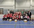 Bild: khg
Die drei Mädchen-Mannschaften der Hallenfußball-Landkreismeisterschaft der Grundschulen (von links): Poppenricht, Vilseck und Auerbach.