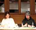 Bild: jma
Antonia Vitz und Daniel Gumo Reiss lesen auf humorvolle Art aus dem Buch „Sakra, mein Chakra - Sepp und der Achtsamkeitskreis" vor.