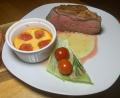 Bild: Michael Schiffer
Einen kleinen Fettrand sollte das Rindfleisch für das Roastbeef haben.