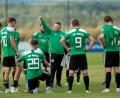 Bild: TSV Reuth
Werner Eisenheut (Mitte) gibt nur noch bis Saisonende die Kommandos beim TSV Reuth.