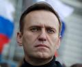 Bild: Pavel Golovkin/AP/dpa
Der am 16. Februar in einem russischen Straflager gestorbene Oppositionsführer Alexej Nawalny bei einem Gedenkmarsch für den 2015 ermordeten Kremlkritiker Boris Nemzow.