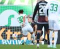 Bild: Daniel Karmann/dpa
Traf beim Sieg gegen Nürnberg doppelt: Fürths Armindo Sieb (l).