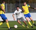 Bild: Büttner
Der tschechische Torjäger in Diensten der SpVgg SV Weiden, David Bezdicka (Mitte), steuerte zum Sieg gegen den Landsleute einen Doppelpack bei.