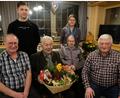 Bild: le
Sitzend von links: Wolfgang Krapf, Hans Max, Thomas Max und Walter Pröls. Stehend von links: Elias Krapf (Enkel von Wolfgang Krapf) und Doris Nordgauer.