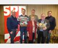 Bild: bk
Horst Helgert, Werner Windisch, Hans Wolfram (Zweiter, Fünfter und Sechster von links) standen beim Vereinsgespräch im Mittelpunkt. Ihnen gratulierten Mirko Bertl, Johanna Krauß und Rainer Vater.