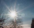 Bild: Susanne Forster
Unsere Haut kann mit Hilfe von UV-B-Strahlung der Sonne Vitamin D produzieren. Im Winter kann ein Mangel bestehen.