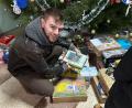 Bild: Chris Klawitter/exb
Nicolai Bruckner sorgt dafür, dass die Geschenke aus Nabburg in der Ukraine in die richtigen Hände gelangen.