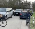 Bild: Gerhard Götz
Bei der Höllohe herrschte angesichts des strahlenden Vorfrühlingswetters am Sonntag Verkehrschaos.