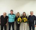 Bild: Andy Deml/exb
Verabschiedung mit (von links) Christkind-Beauftragter Alfred Graf, Nikolaus Anton Lord, Ersatz-Christkind und neue Christkind-Beauftragte Marina Brütting, Christkind Joleen Herrmann, Stadtverbandsvorsitzender Eugen Eckert.