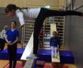 Bild: Kunz
In der Turnhalle ist beim Schnuppertag der Sophie-Scholl-Realschule ein Sportparcours aufgebaut.
