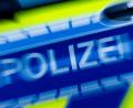 Symbolbild: Rolf Vennenbernd/dpa
Auf der panischen Suche nach seinem in einen Unfall verwickelten Großvater ist ein 21-Jähriger auf der A3 als Geisterfahrer unterwegs gewesen.