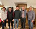 Bild: Peter Gschwend/exb
Zu einem Infoabend hatte der FDP-Kreisverband eingeladen. Im Bild (von links) Bernd Witthöft, Sascha Renner vom Bezirksverband, MdB Nils Gründer, Kreisvorsitzender Reinhard Heinrich und Wolfgang Karbstein.
