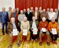 Bild: Joachim Beer/exb
Ehrungen beim Soldatenbund Falkenberg: Im Bild (stehend von links) BSB-Kreisvorsitzender Ferdinand Lienerth, Josef Wildgans, Hubert Höfer, Alois Höcht, Olaf Fröhlich, Karl Franz, Johann Lang, Bernhard Prockl, Engelbert Schuller, Martin Kick, Thomas Weis, Richard Beer, Albert Zrenner, Hermann Meier, (sitzend von links) die neuen Ehrenmitglieder Johann Platzer, Konrad Schraml, Herbert Bauer, Johann Braun, Gerhard Pöschl.