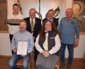 Bild: wku
Von links (sitzend) Erhard Kohler, ADAC-Schatzmeisterin Jutta Fischer-Neuner, (stehend) Oliver Strobel, Vorsitzender Wolfgang Strobel, Wolfgang Meiler und Franz Eisenmann.