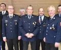 Bild: no
Ehrungen und Verabschiedungen (von links): Bürgermeister Dieter Dehling, Kommandant Thorsten Jobst, Kreisbrandrat Christof Strobl, Kreisbrandinspektor Hans Sperber, Manfred Koller (Verabschiedung als Maschinist), Georg Graf (Verabschiedung 35 Jahre Atemschutzträger), Manfred Herbst (Verabschiedung über 40 Jahre Atemschutzträger), Vorsitzender Michael Maderer und Herbert Vinzens (Ehrung für 60 Jahre Mitgliedschaft)