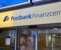 Symbolbild: Georg Wendt/dpa
Im aktuellen Tarifkonflikt ruft die Gewerkschaft Verdi die Beschäftigten der Postbank am Freitag und Samstag erneut zum Streik auf.