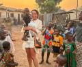 Bild: Richard Wagner/exb
Anne Wagner hat sich verliebt: in die Menschen und Kinder von Togo, denen sie gerne beim Bau einer weiteren Schule durch die Amberger Projekthilfe Dr. Luppa geholfen hat.