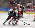 Archivbild: Gebert
Bezirksligist EHC Mitterteich (vorne Maximilian Bäuml im Heimspiel) hat durch den 4:1-Erfolg beim EV Bad Wörishofen das Play-off-Finale erreicht. Das erste Endspiel ging gegen den EHC Straubing mit 1:4 verloren.