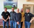 Bild: Förderverein SC Germania/exb
Im Bild (von links) Michael Gold (Kassier), Oliver Eckl (Beisitzer), Thomas Scherm (2. Vorsitzender), Marco Mrvec (Beisitzer) und Konrad Singer (Vorsitzender).