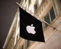 Bild: Julian Stratenschulte/dpa
Bei den Vorwürfen gegen Apple geht es im Kern darum, dass der Konzern Nutzer an eigene Geräte dadurch binde, dass er Dienste anderer Unternehmen künstlich weniger attraktiv mache.