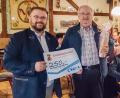 Bild: Hans Walter/exb
Insgesamt 400 Euro übergab CSU-Ortsvorsitzender Hans Walter an Vorsitzenden Herbert Putzer (von links), der beim Fischessen in Unterbruck auch die Geschichte und Arbeit der Spendenübergabe Kinderkrebshilfe Oberpfalz Nord vorstellte.