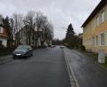 Bild: jr
Dieser Bereich in Pechbrunn – mit Rathaus (rechts), Pfarrkirche (links) und Tante-M-Laden (oben links) könnte durch kleinere Baumaßnahmen einen zentralen Platz-Charakter bekommen.