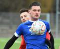 Archivbild: G. Büttner
Josef Rodler (vorne) erzielte beide Treffer beim 2:1-Sieg der SpVgg SV Weiden in Kareth.