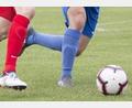 Symbolbild: dpa/bild pressehaus
Die Aubstädter hatten vorm Spiel in Memmingen ihre Fußballschuhe vergessen.
