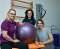 Bild: Stephan Huber
Ines Hirsch (links), Melanie Jakob (Mitte) und Vanessa Stöckl haben in Amberg gemeinsam eine neue Praxis für Physiotherapie eröffnet.