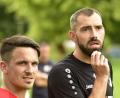 Bild: ham
Tobias Graßler (rechts) als Trainer auf der Bank des SV Kemnath am Buchberg.