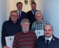 Bild: Thomas Zintl/exb
Ehrungen gab es bei der Feuerwehr Pechofen. Den Geehrten gratulierten Kommandant Thomas Zintl (vorne rechts), Vorsitzender Matthias Lindinger (hinten rechts) und Bürgermeister Stefan Grillmeier (hinten links).